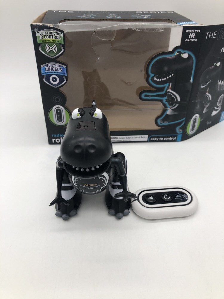 ROBOTOSAURUS! Sharper Image Infared Control Black Dinosaur, it can move forward