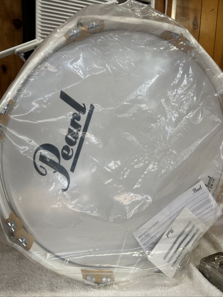 Pearl Junior Marching Bass Drum With Carrier