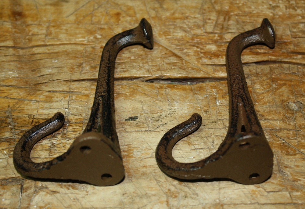 1 Cast Iron Tack Saddle Hook Style Coat Hooks Hat Hook Rack Hall Tree BROWN