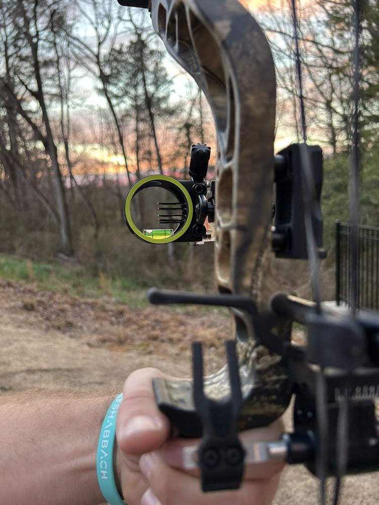 Compound Bow Complete Setup