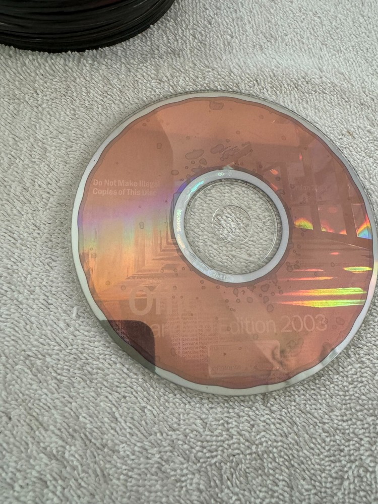Microsoft Office Standard Edition 2003 - PRODUCT KEY NOT INCLUDED!!