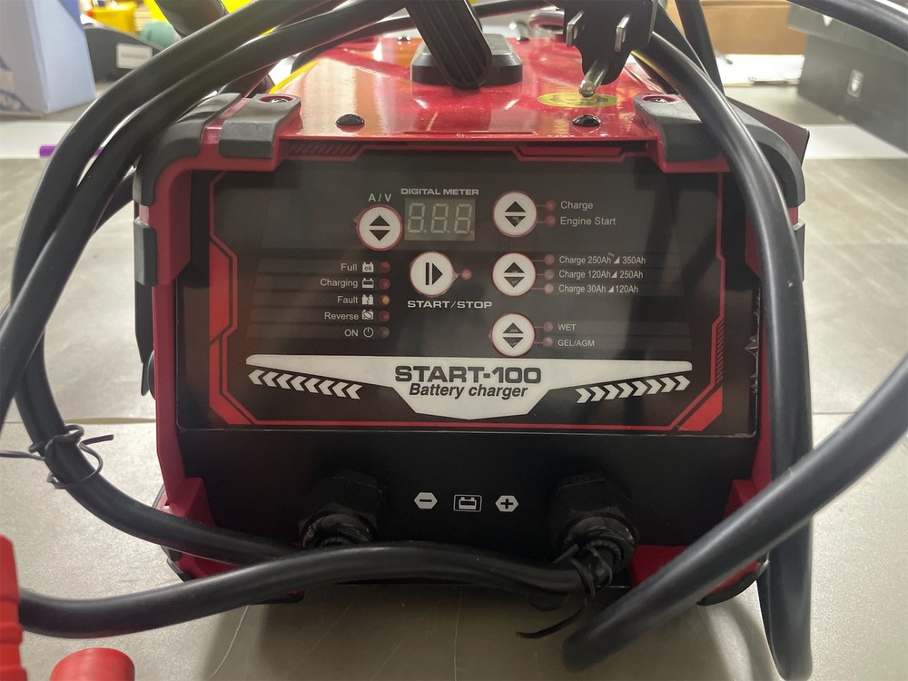 Azzunox electronic charger starter inverter
