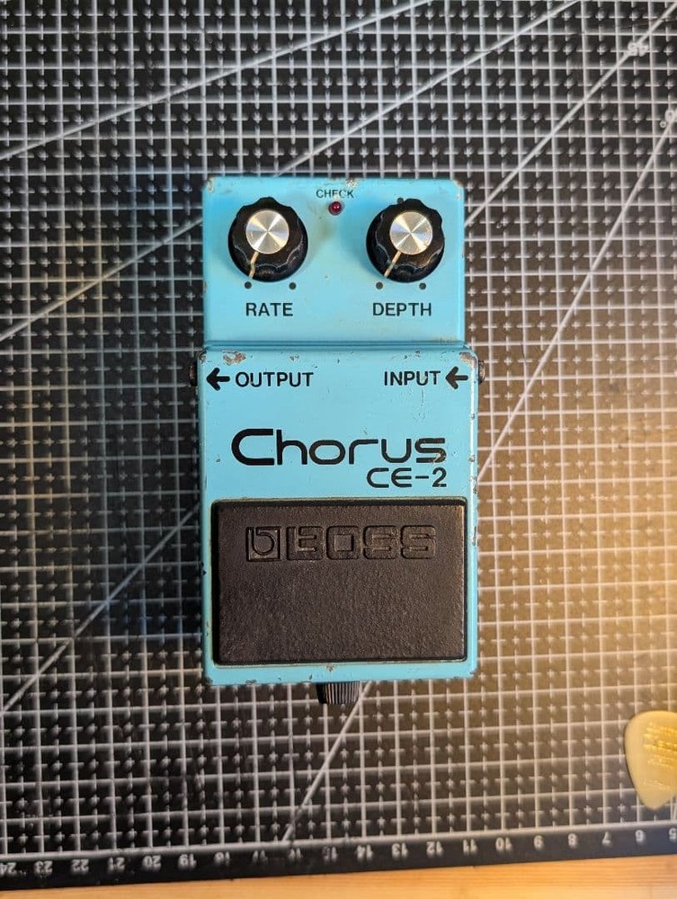 BOSS CE-2 Chorus Effector