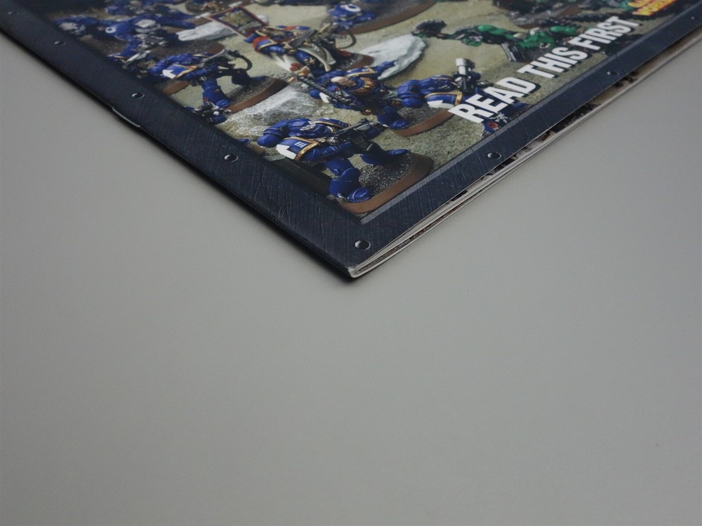 Warhammer 40K: Assault on Black Reach Read This First Book