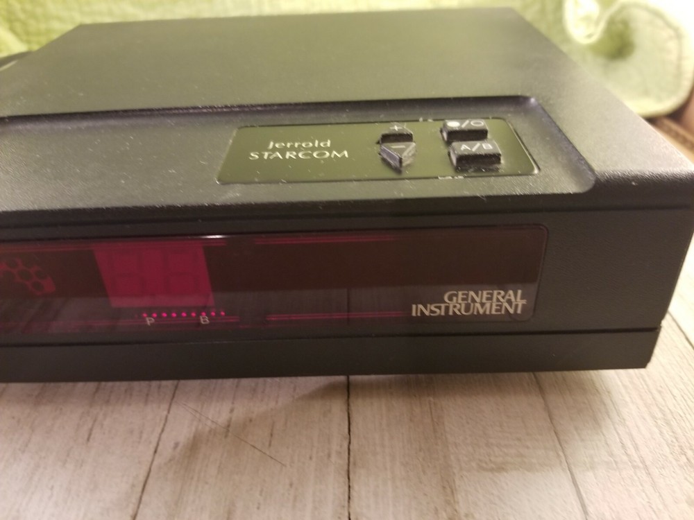 General Instruments Jerrold 559 Model DQN7-30, CATV Cable Converter Box