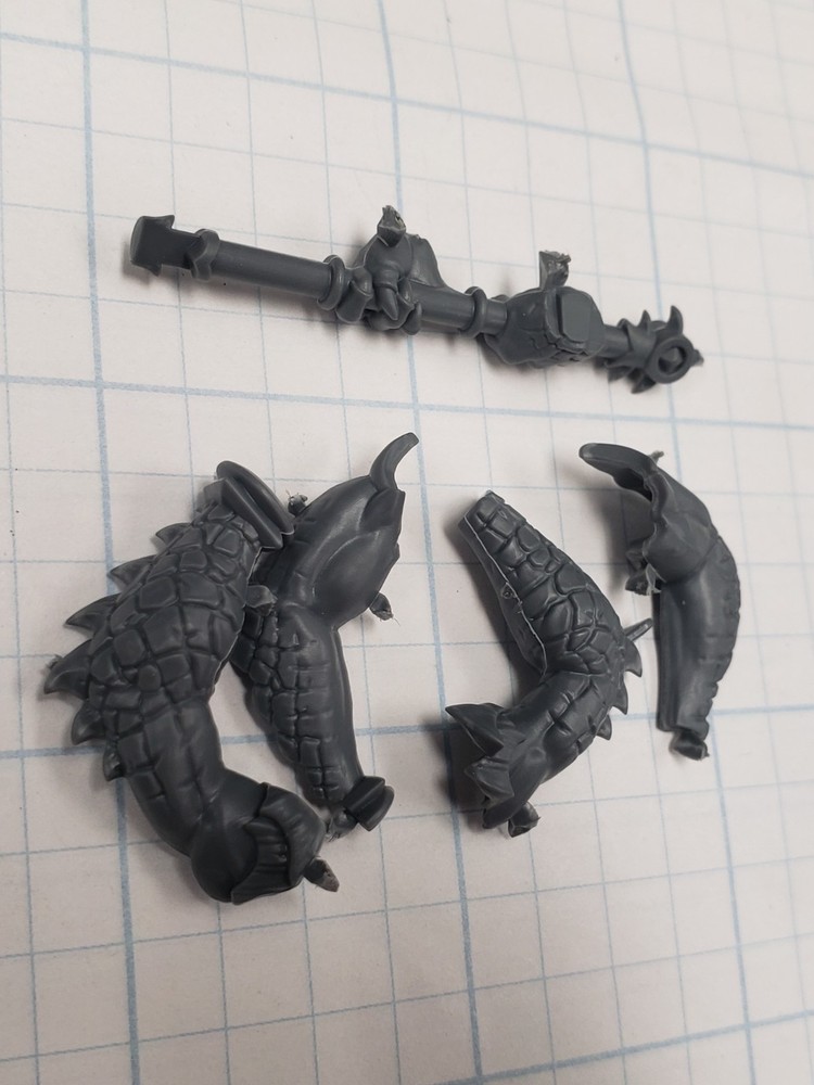 Warhammer Seraphon ARMORY Bits Kroxigor Raised Arms w Weapon Handle Set AR51