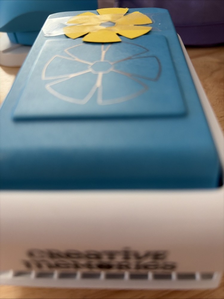 Creative Memories Shutter Punch