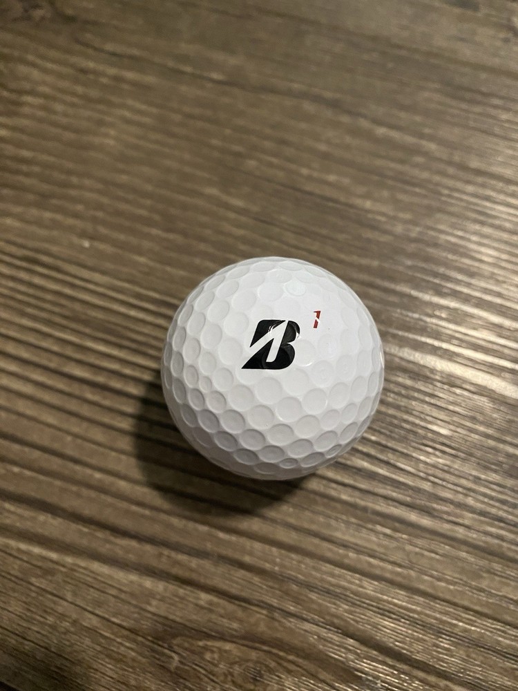 Michael Peña Actor Signed Golf Ball Crash Shooter Ant Man