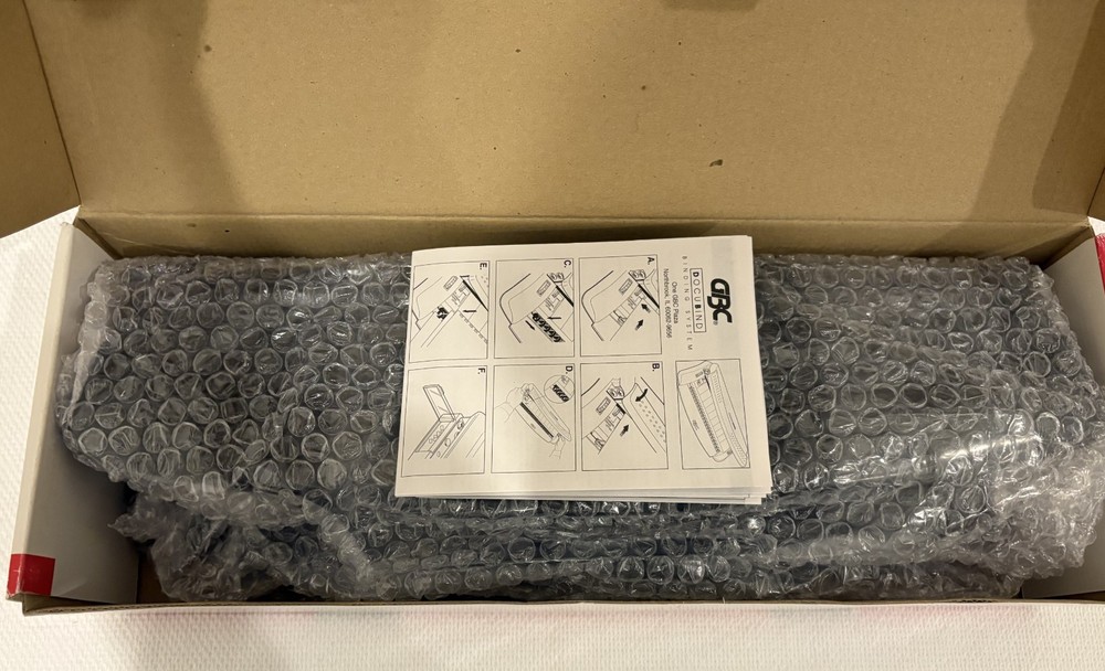 GBC - Docubind Personal Presentation Binding System w/Original Box & Packaging