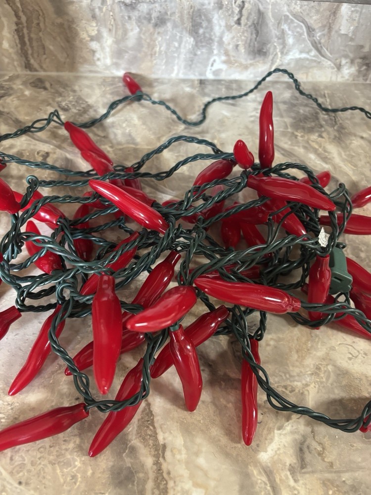 23 Foot Lighted Red Hot Chilli Peppers
