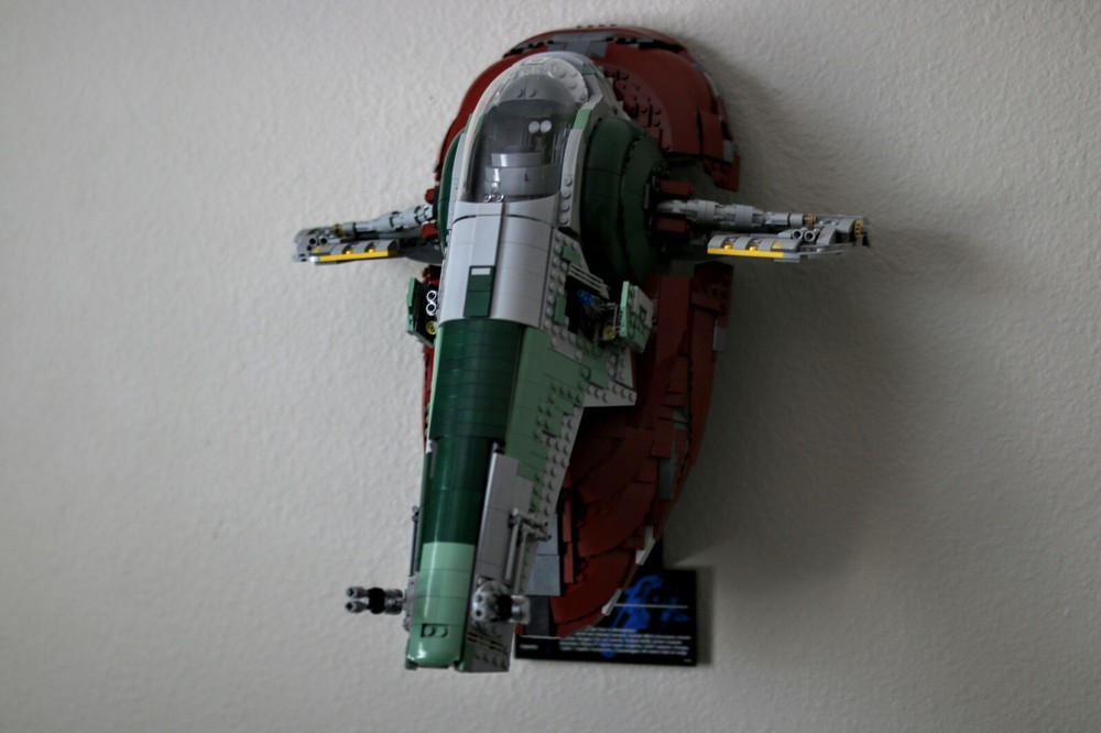 Ultimate Display Solutions wall mount kit for Lego 75060 Slave 1