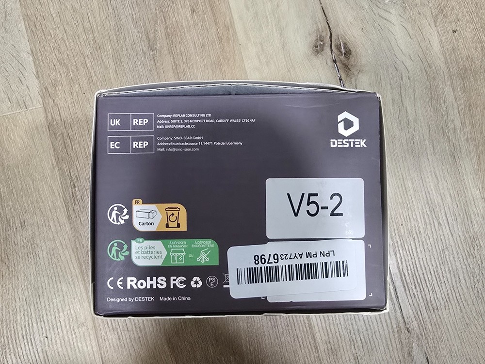 Destek VR5 Smartphone VR Headset w Controller Black