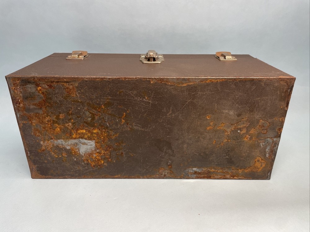 Kennedy Model CS-16 Cantilever Tray Tool Box Tackle