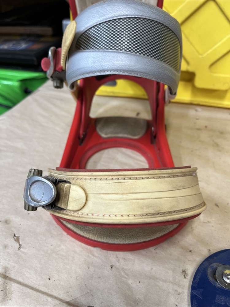 Burton Custom Snowboard Bindings, Men’s Large