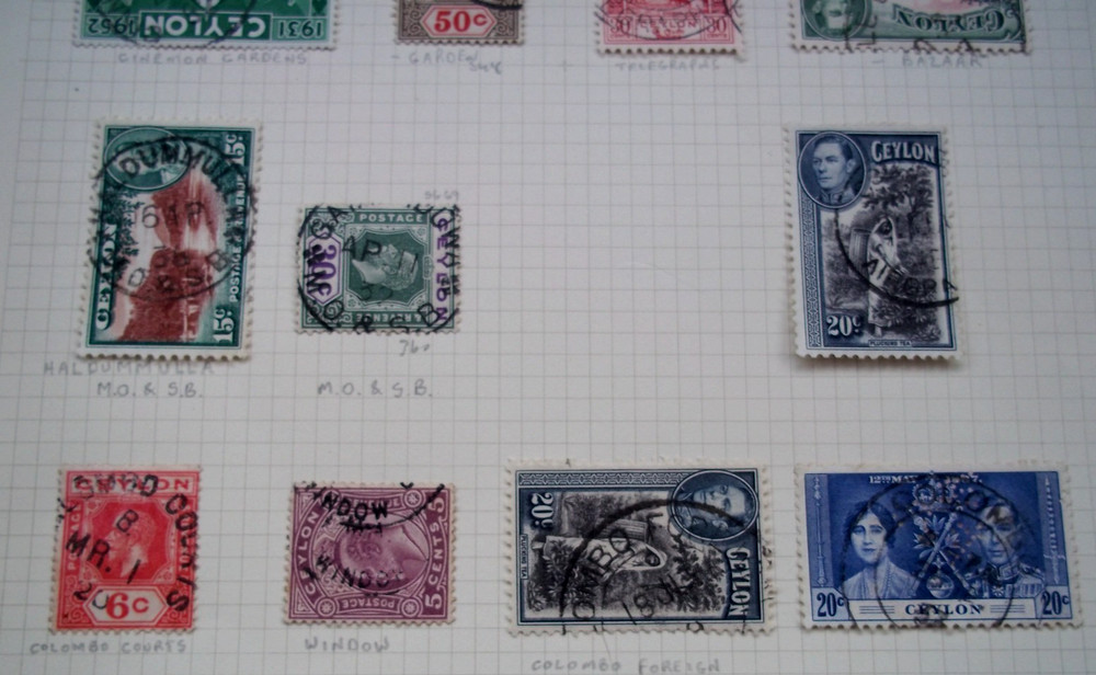 QV to KGVI MIXED CEYLON STAMPS -