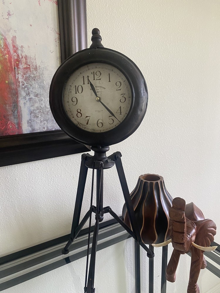 Vintage Tripod Base Clock