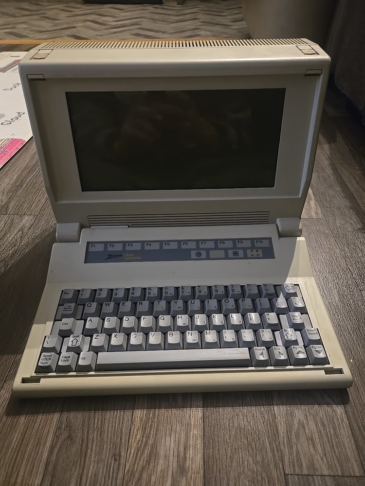 ZENITH PORTABLE PERSONAL COMPUTER MODEL See Photos. Untested