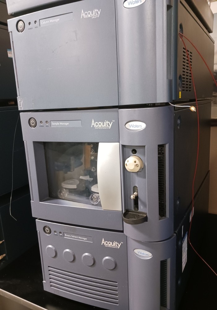Waters Complete UPLC System with Work Station in excellent condition
