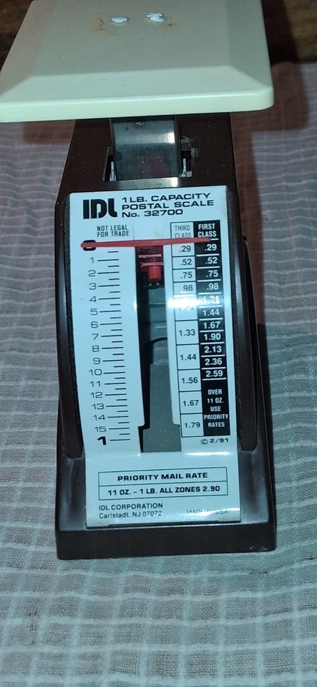 Vintage IDL Postal Scale Model 32700