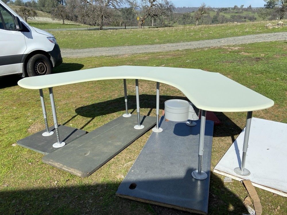 Vintage Herman Miller Resolve Workstations For Two