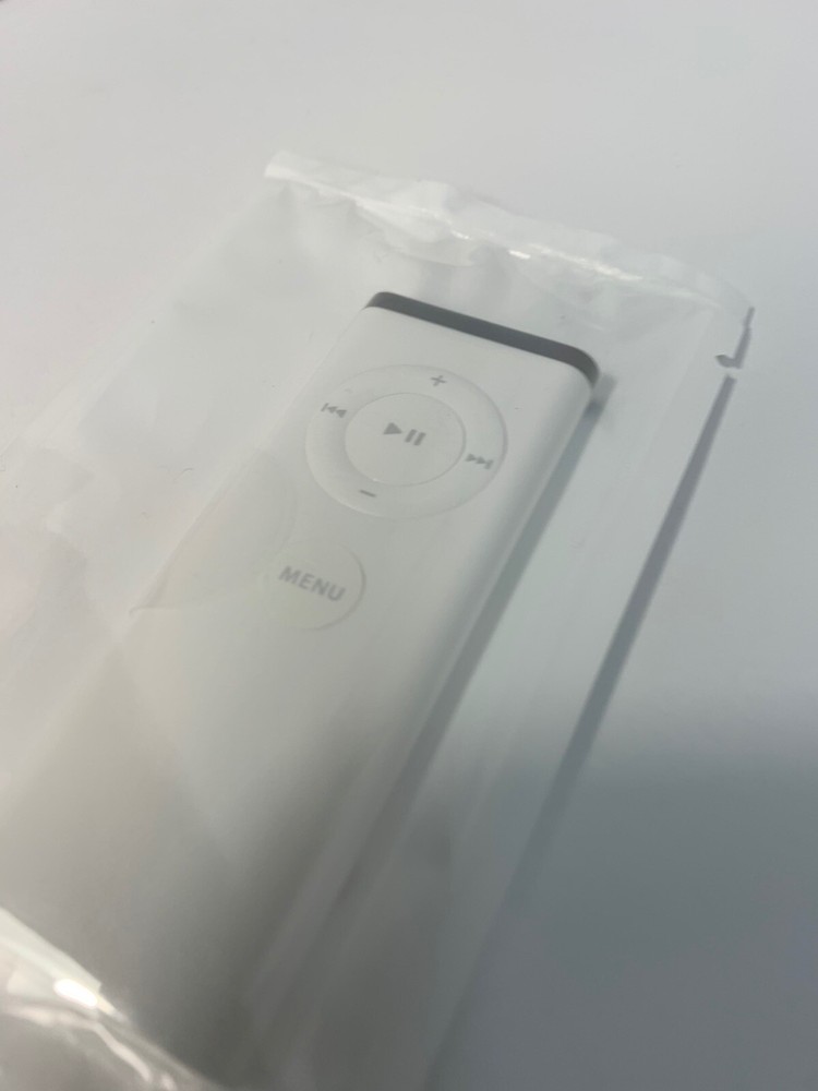 Brand New Apple 607-1232 White Remote Control