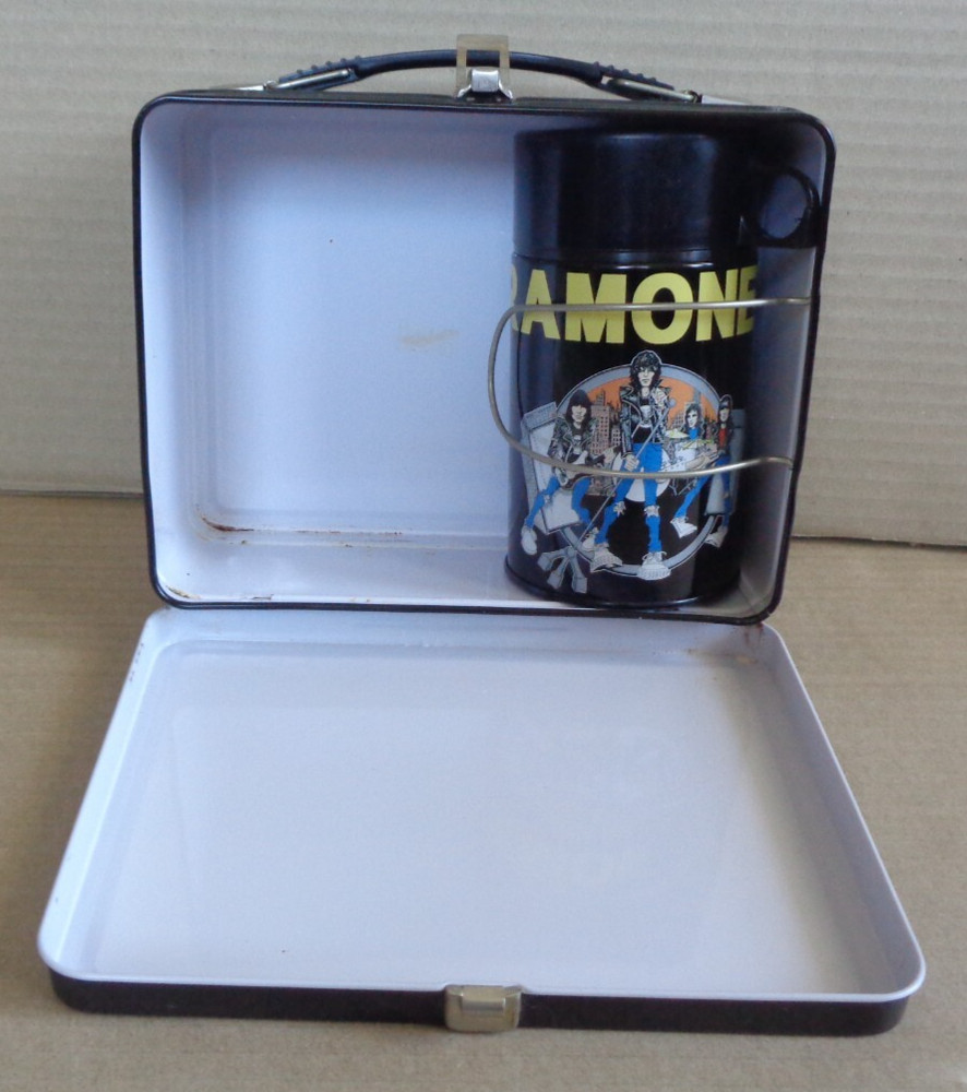 NECA Ramones Lunchbox 2002 with Thermus