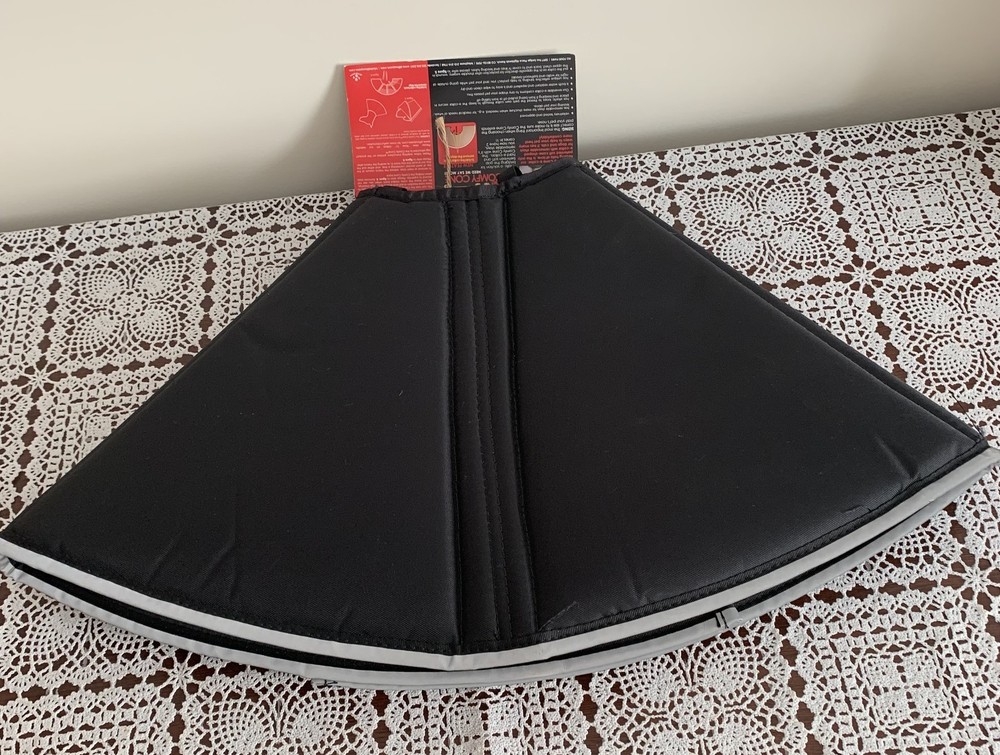Comfy Cone Soft Pet Recovery Collar Black Medium Adjustable Extra Long Brand New