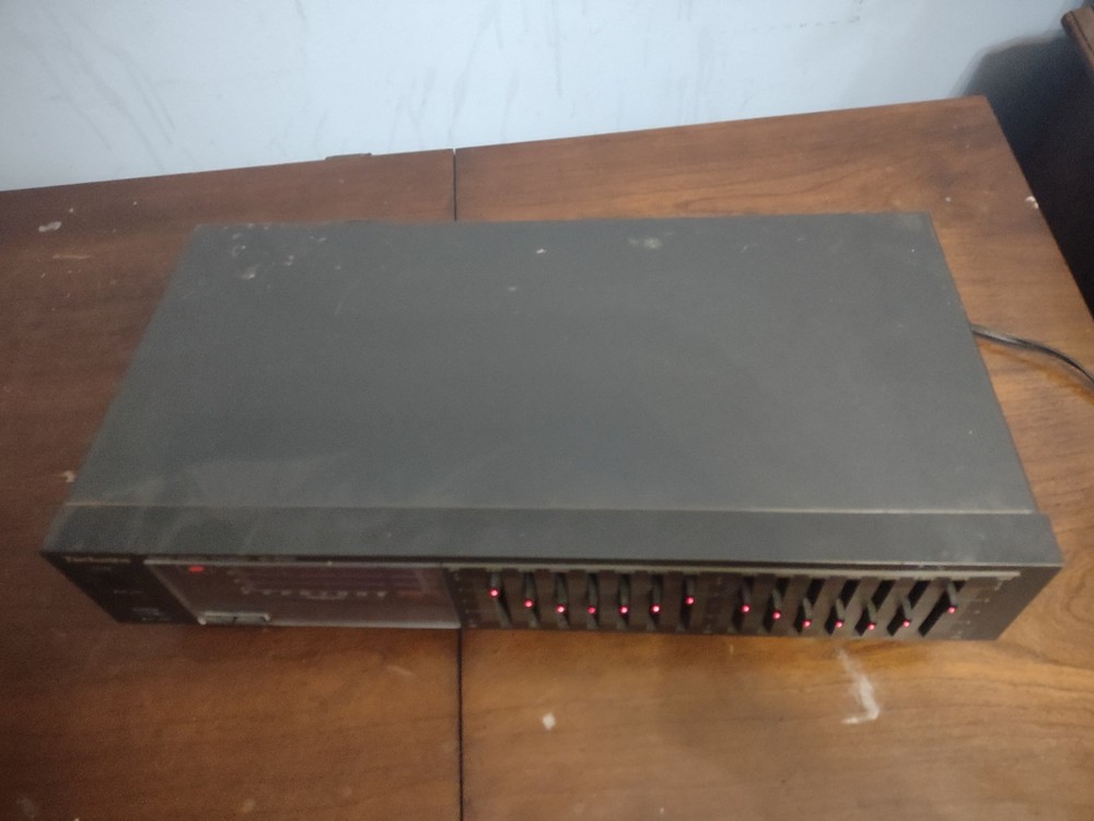 Technics SH-8033 Real Time Spectrum Graphic Stereo 7-band Equalizer Tested