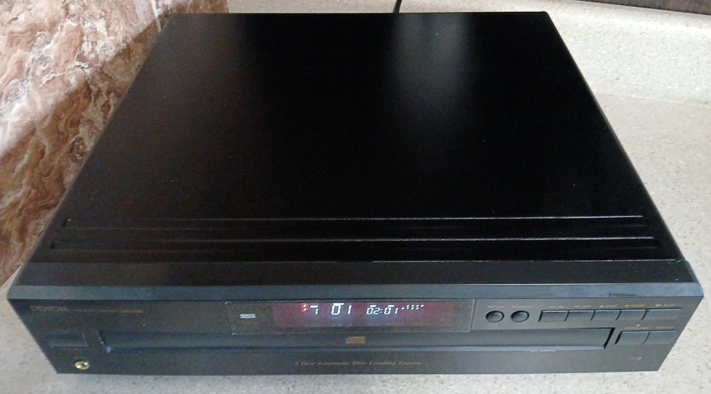 Vintage Denon DCM-280 5-Disc CD/MP3 Player Changer