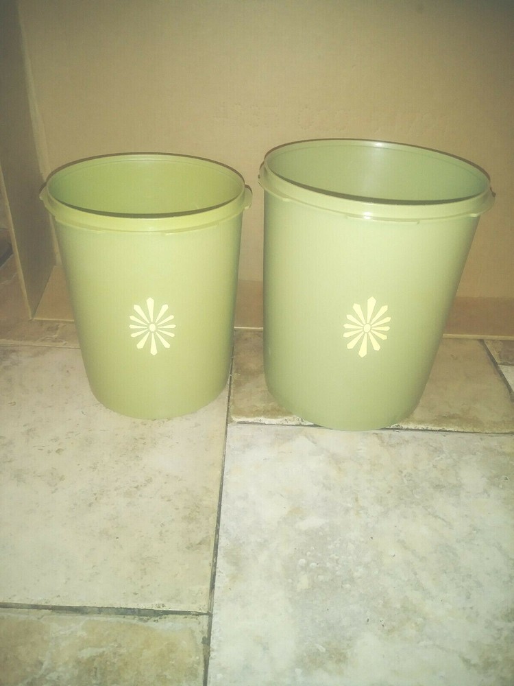 TUPPERWARE 2- REPLACEMENT CANISTERS OLIVE 807,809 NO LIDS