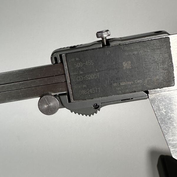 Mitutoyo CD-S20CT Solar digital calipers 500-455 w/Box