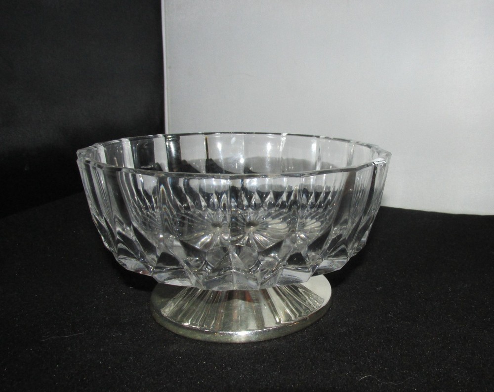 VINTAGE  SILVER  & GLASS CANDY DISH FROM WALLACE SILVER