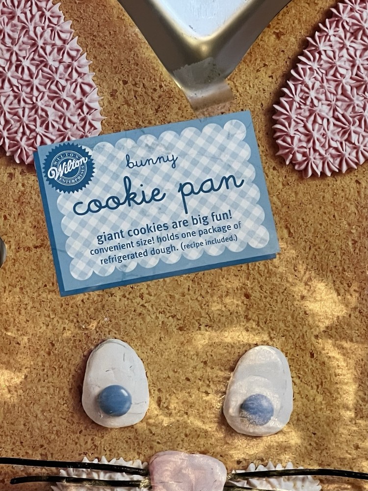 Wilton Bunny Cookie Pan Easter 2105-6219 New With Tags