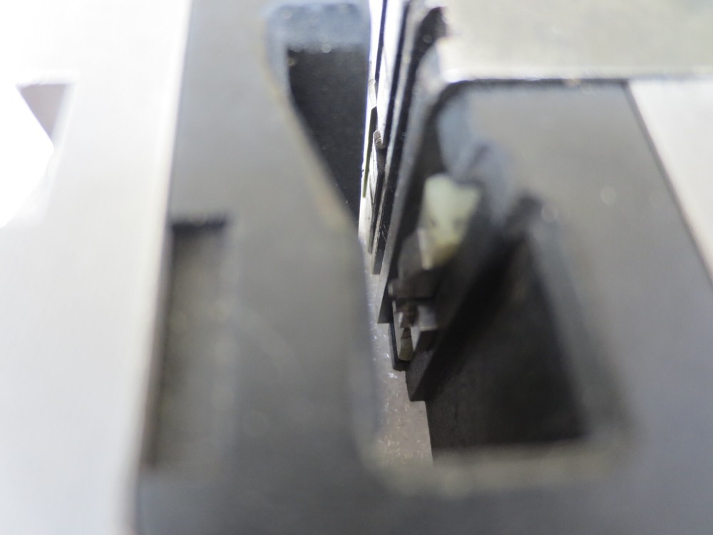 AMP 58259-1 MTE Terminating Crimp Head Assembly