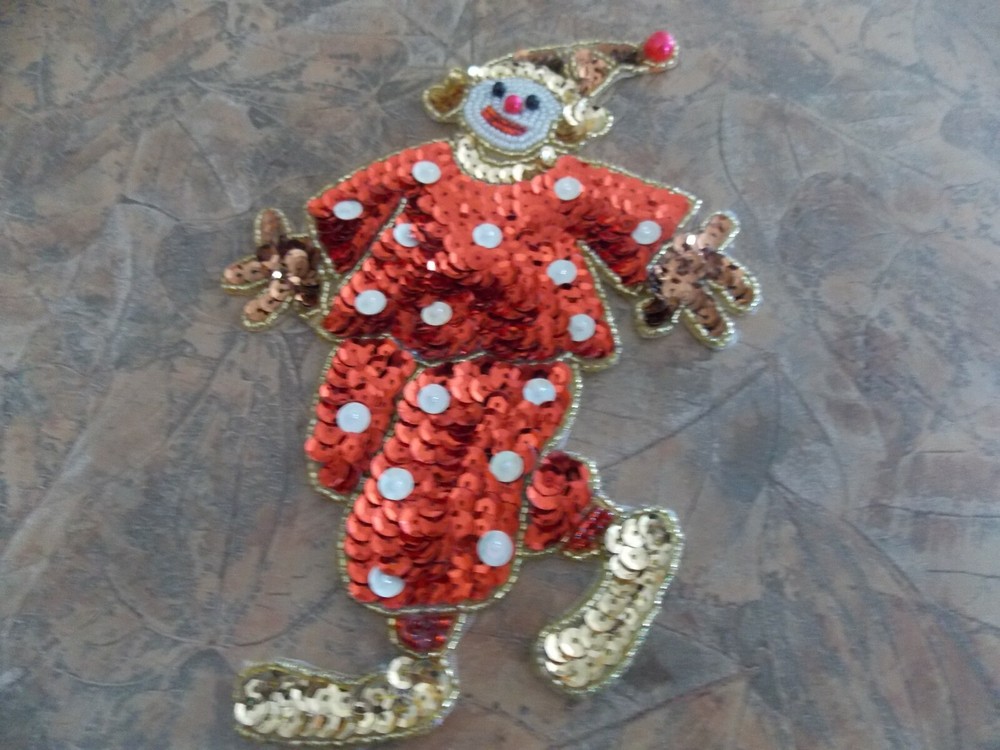 CLOWN APPLIQUE, BEADED & SEQUINED CRAFTS,NEW