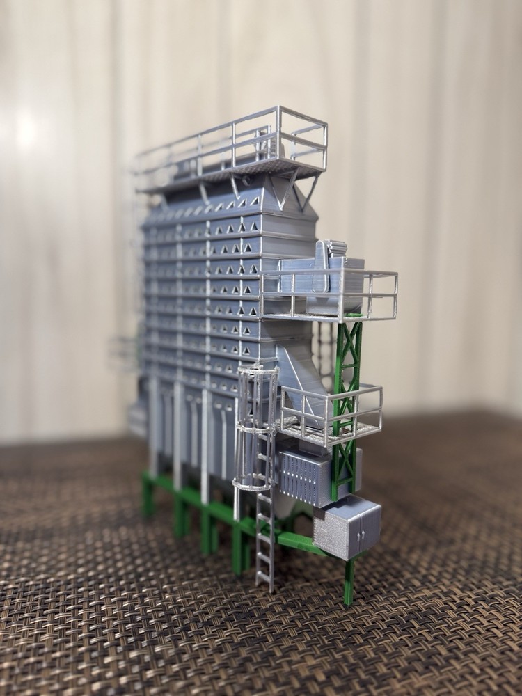 1/64 Scale Mixed Flow Grain Dryer. Mid Sized