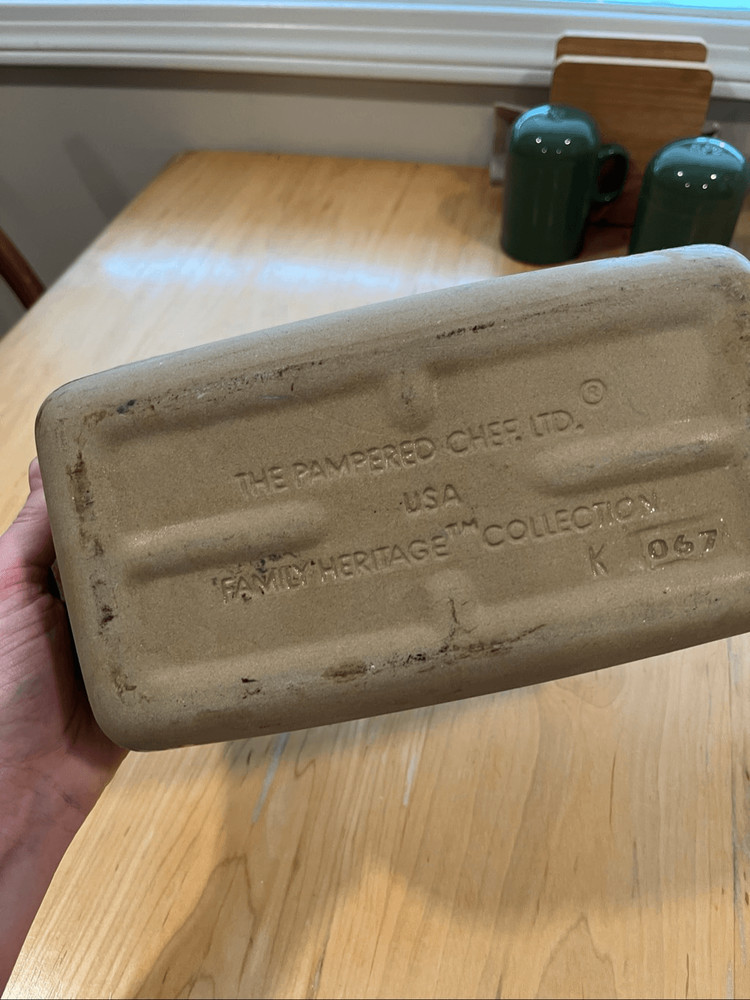 Pampered chef | stone ware bread pan