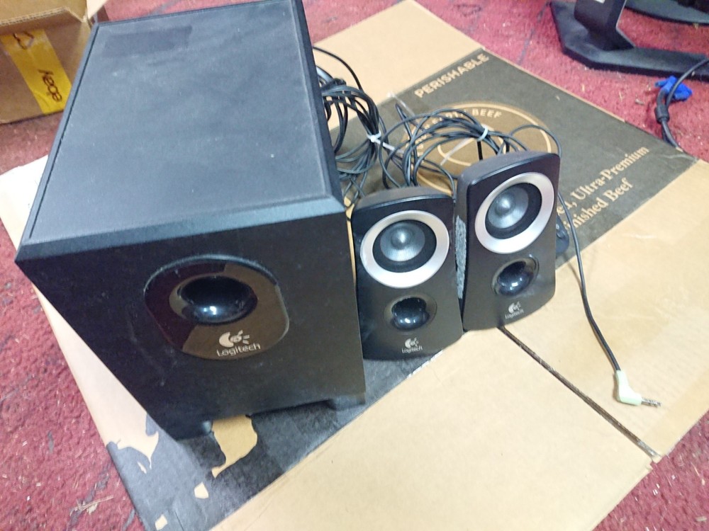 Logitech Z313 speaker set computer 2.1
