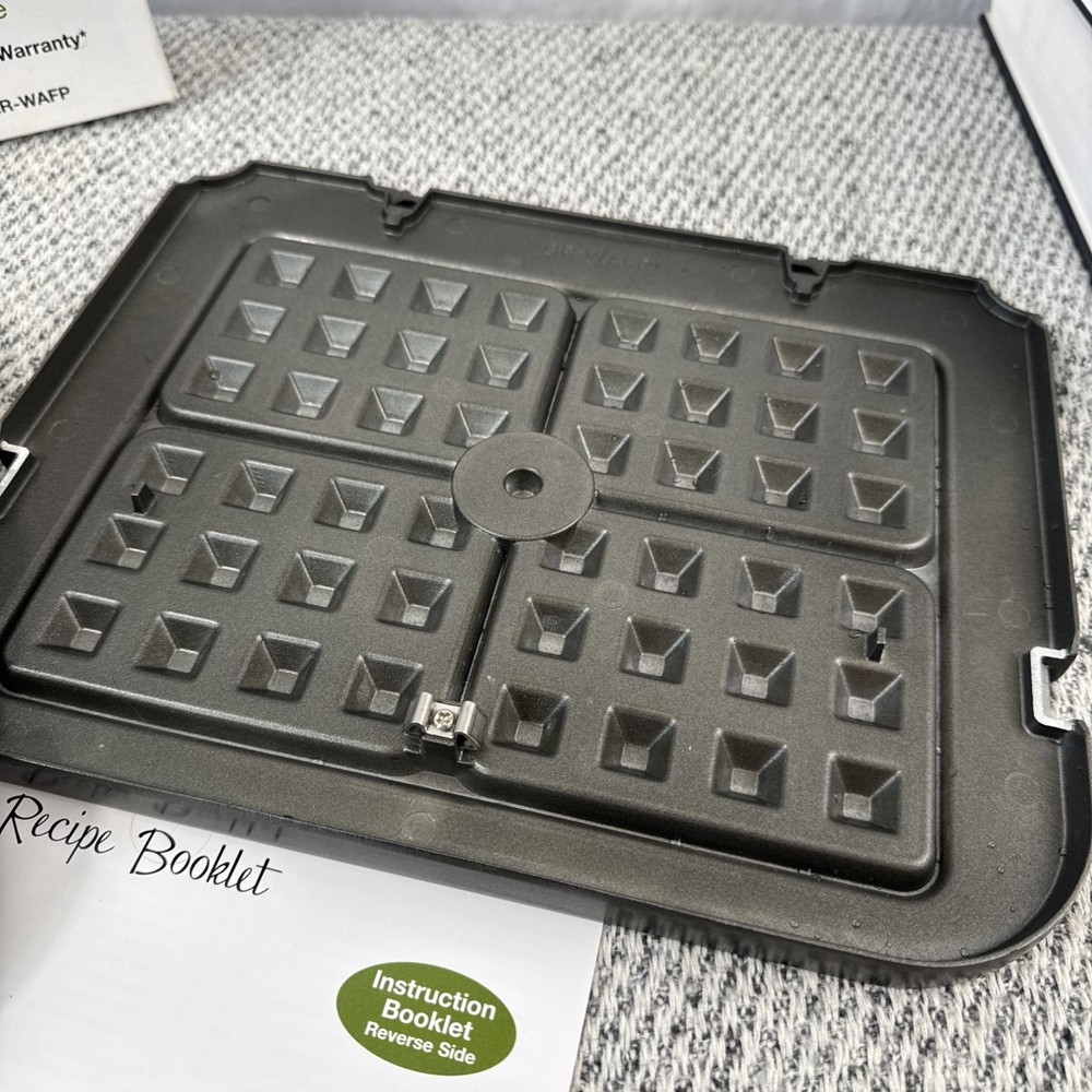 Cuisinart Griddler Waffle Plates Black Griddle Kit GR-WAFP use with Griddler