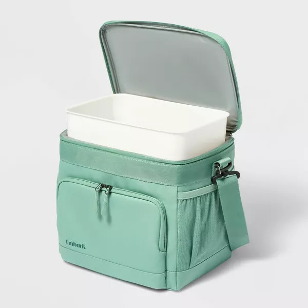 EMBARK 11QT SOFT SIDED COOLER - GREEN