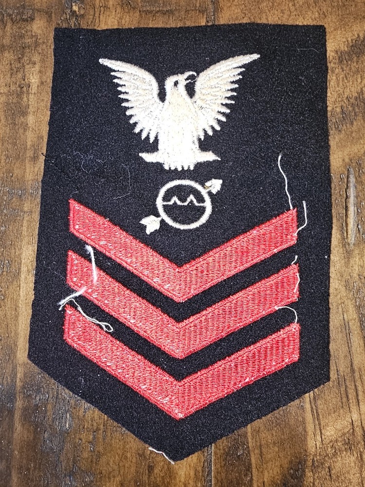 WWII Navy Red 1st Class Operations Specialist Chevron Rate Patch L@@K!!!.