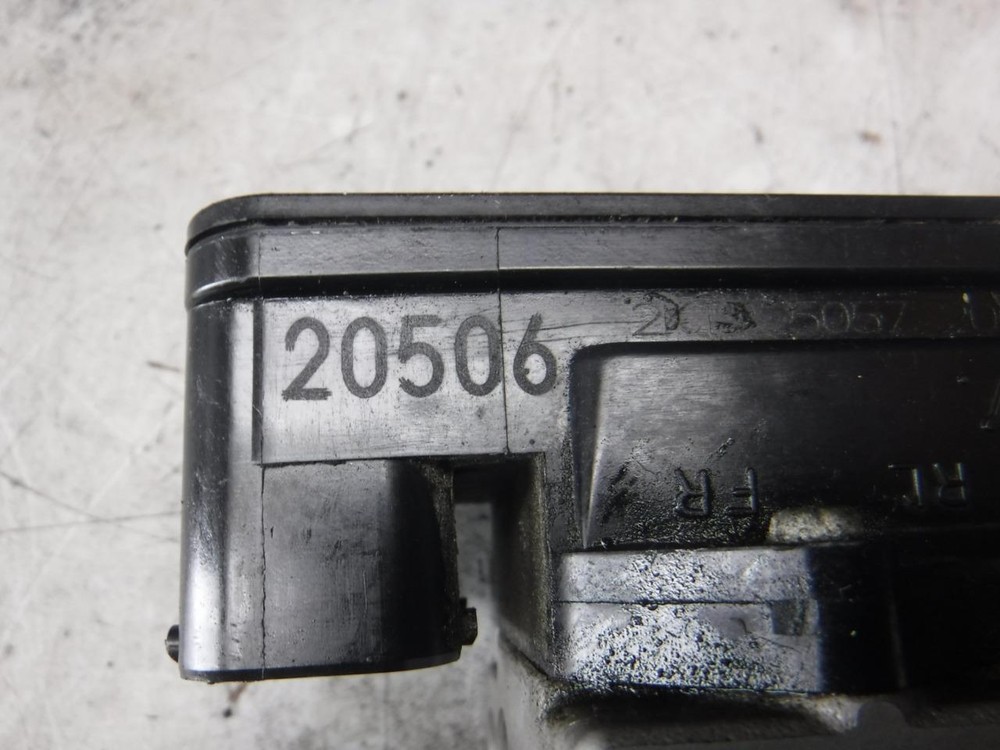 13 Triumph Thunderbird ABS Pump Module Modulator 446