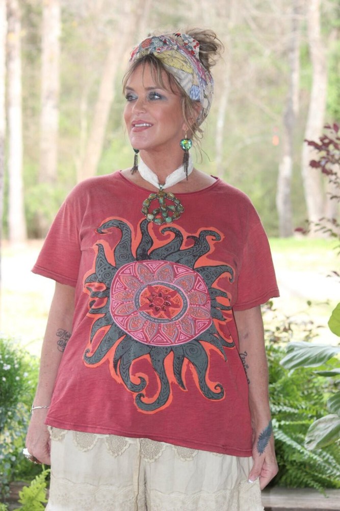 Jaded Gypsy  Moon Dance Tee Wine Solar Burst