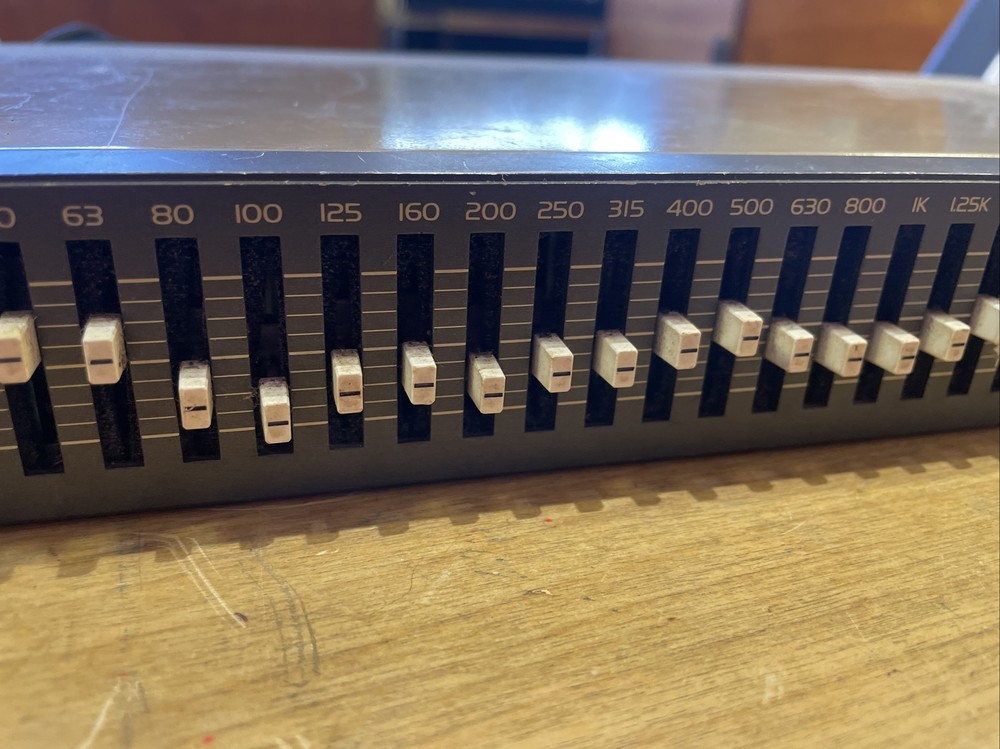 Ibanez GE3101 One Third Octave 31 Band Graphic Equalizer Rack Studio Stage