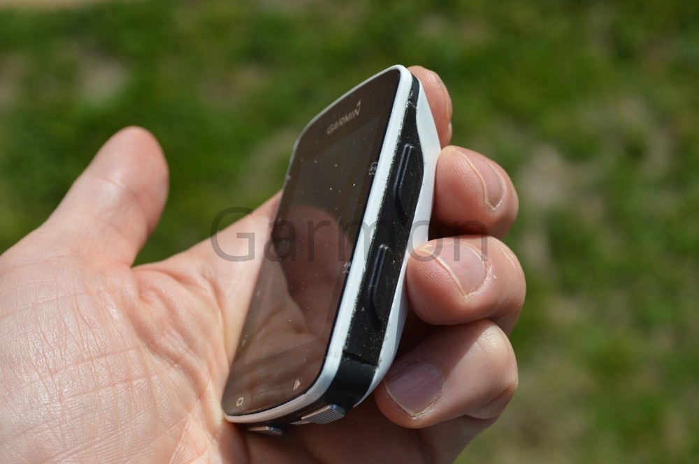 Rubber button Garmin Edge 520 (E52B) Glue to back case