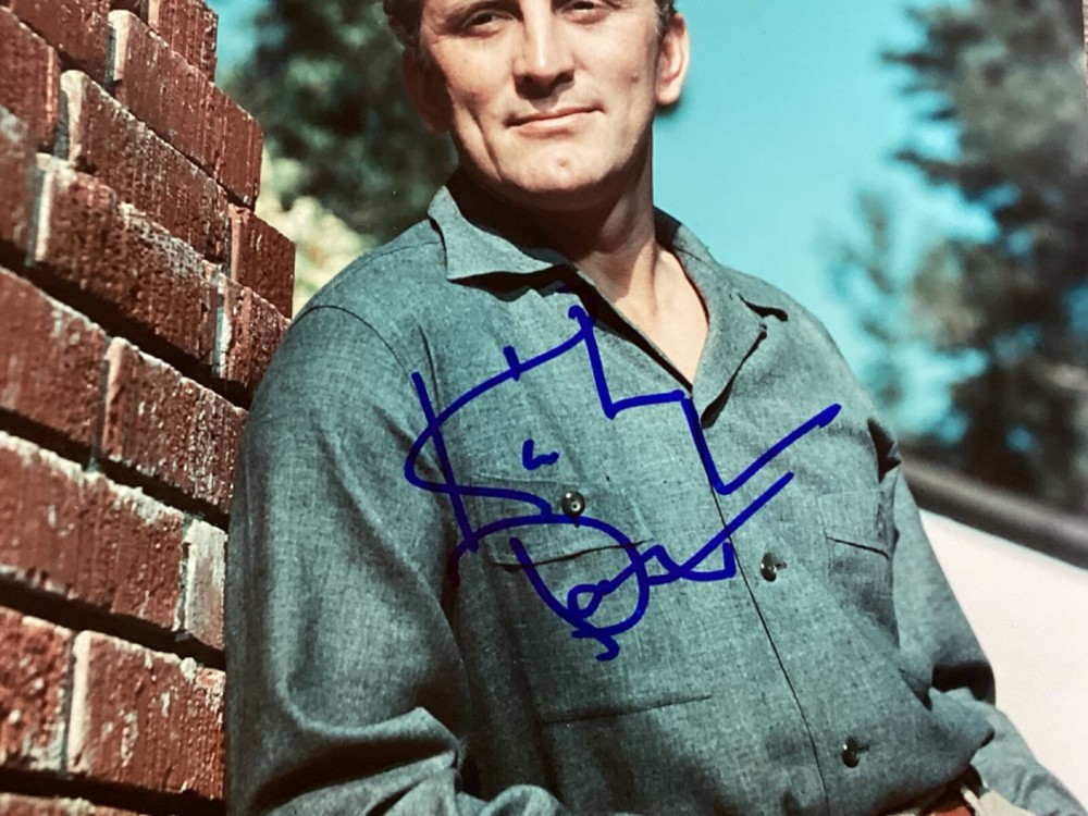 (SSG) KIRK DOUGLAS Signed 8X10 Photo "War Wagon", "Final Countdown" with JSA COA