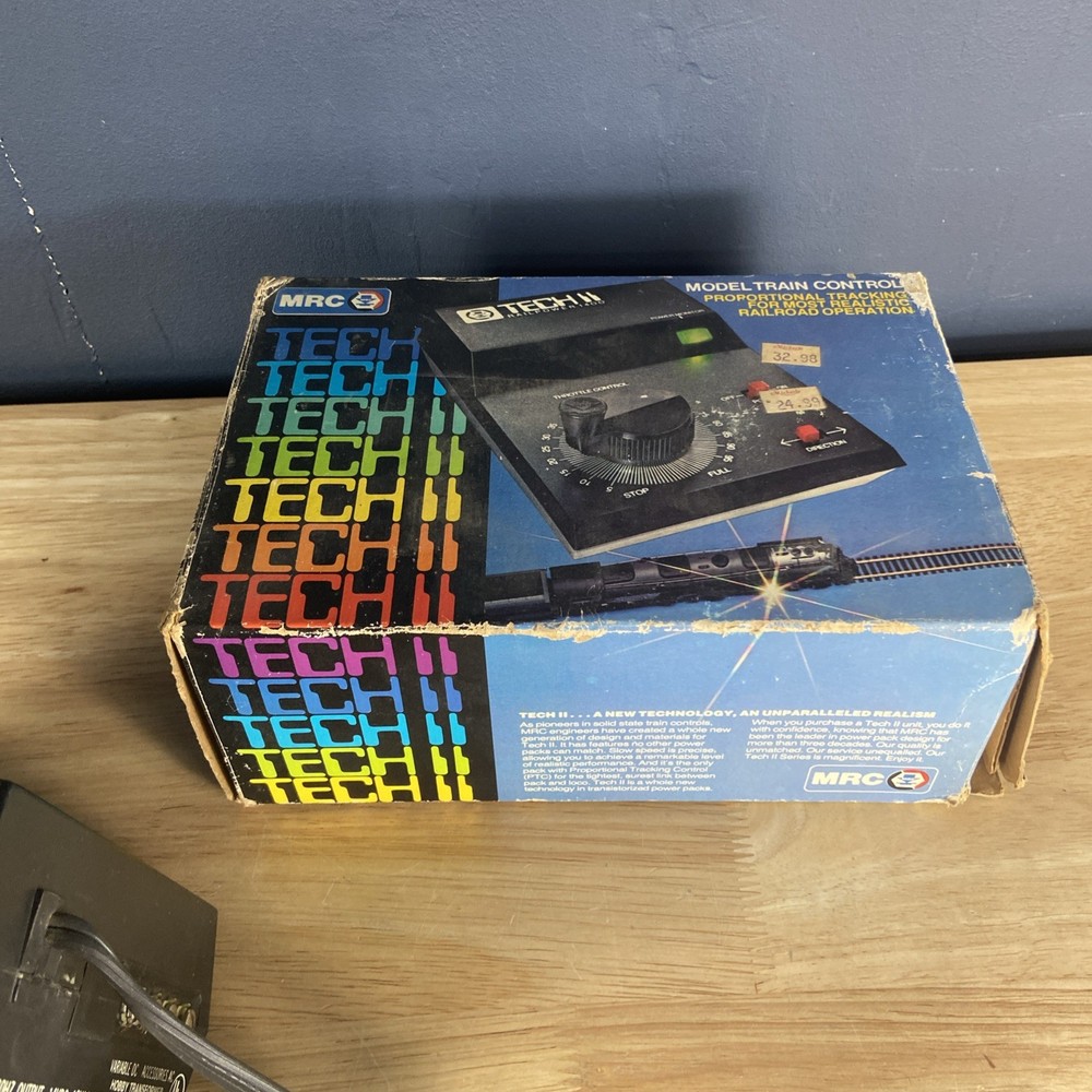 MRC Tech II RAILPOWER 1400 Trainpower Powerpack In Original Box Untested