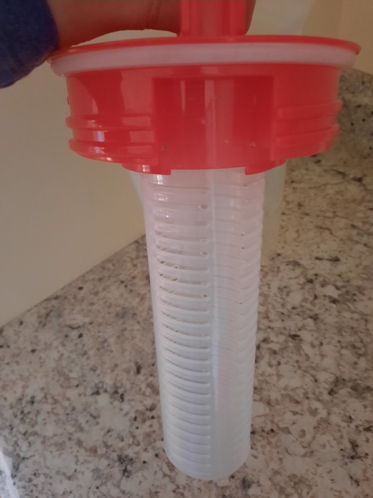 Rubbermaid Flavor Infusing Water Pitcher 3qts Pre-owned Great Condition