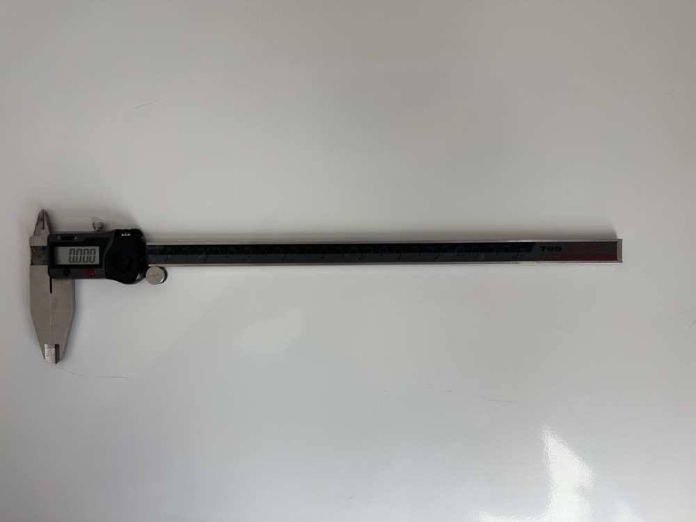 Starrett Digital Calipers 12” READ