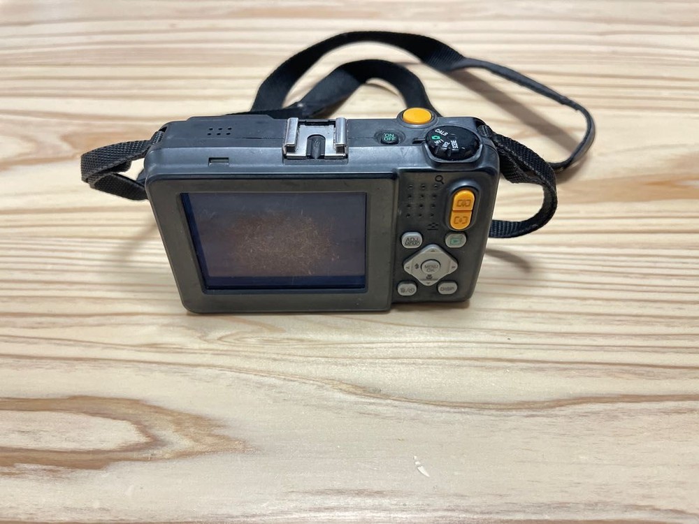 RICOH G700 digital camera